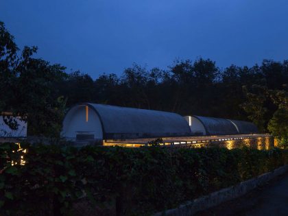 A Spacious and Comfortable Family Home for a Family of Six in Kerala, India by LIJO (27)