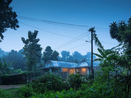 A Spacious and Comfortable Family Home for a Family of Six in Kerala, India by LIJO (30)