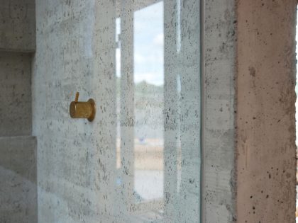 A Stunning Glass-Walled House Surrounded by the Rocky Landscape of Larvik, Norway by Lund Hagem (15)