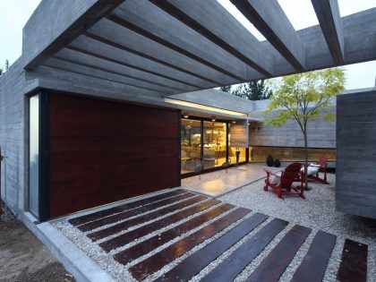 A Stunning Summer House with Concrete Pergola in the Woodland of Pinamar, Argentina by Besonias Almeida Arquitectos (13)