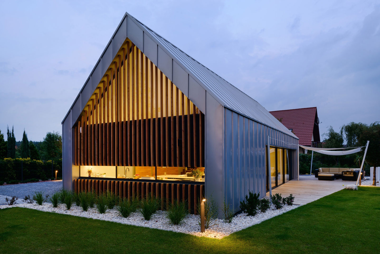 A Stunning and Spacious Two Barns House for a Modern Family in Tychy, Poland by RS + Robert Skitek (17)