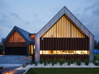 A Stunning and Spacious Two Barns House for a Modern Family in Tychy, Poland by RS + Robert Skitek (18)