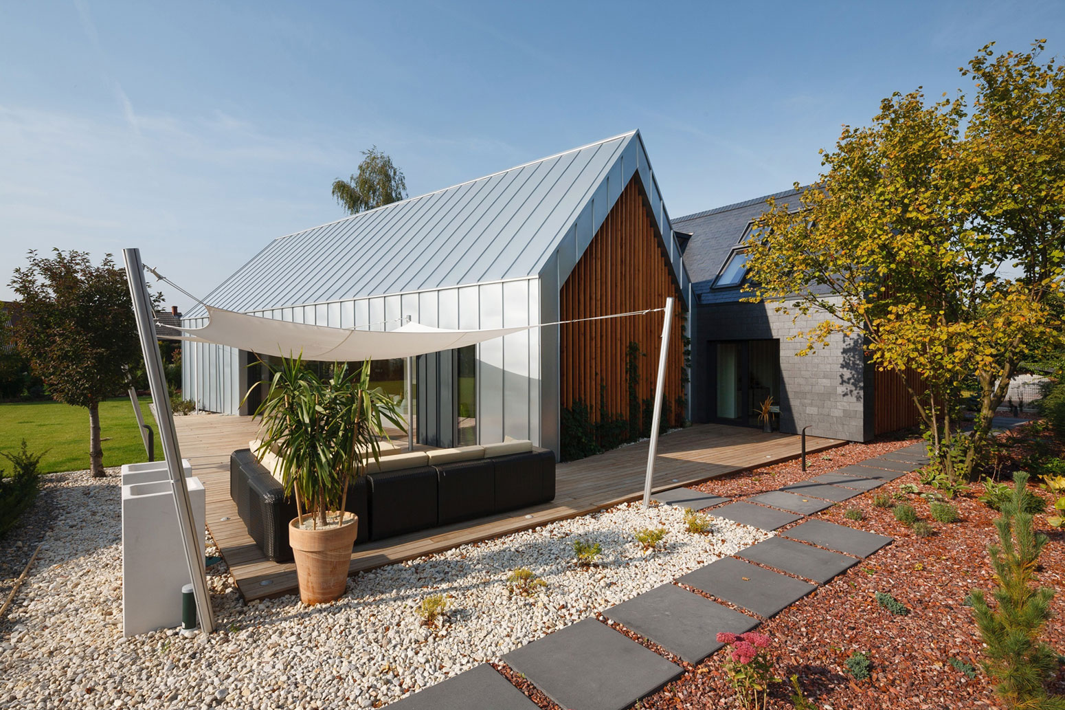 A Stunning and Spacious Two Barns House for a Modern Family in Tychy, Poland by RS + Robert Skitek (8)