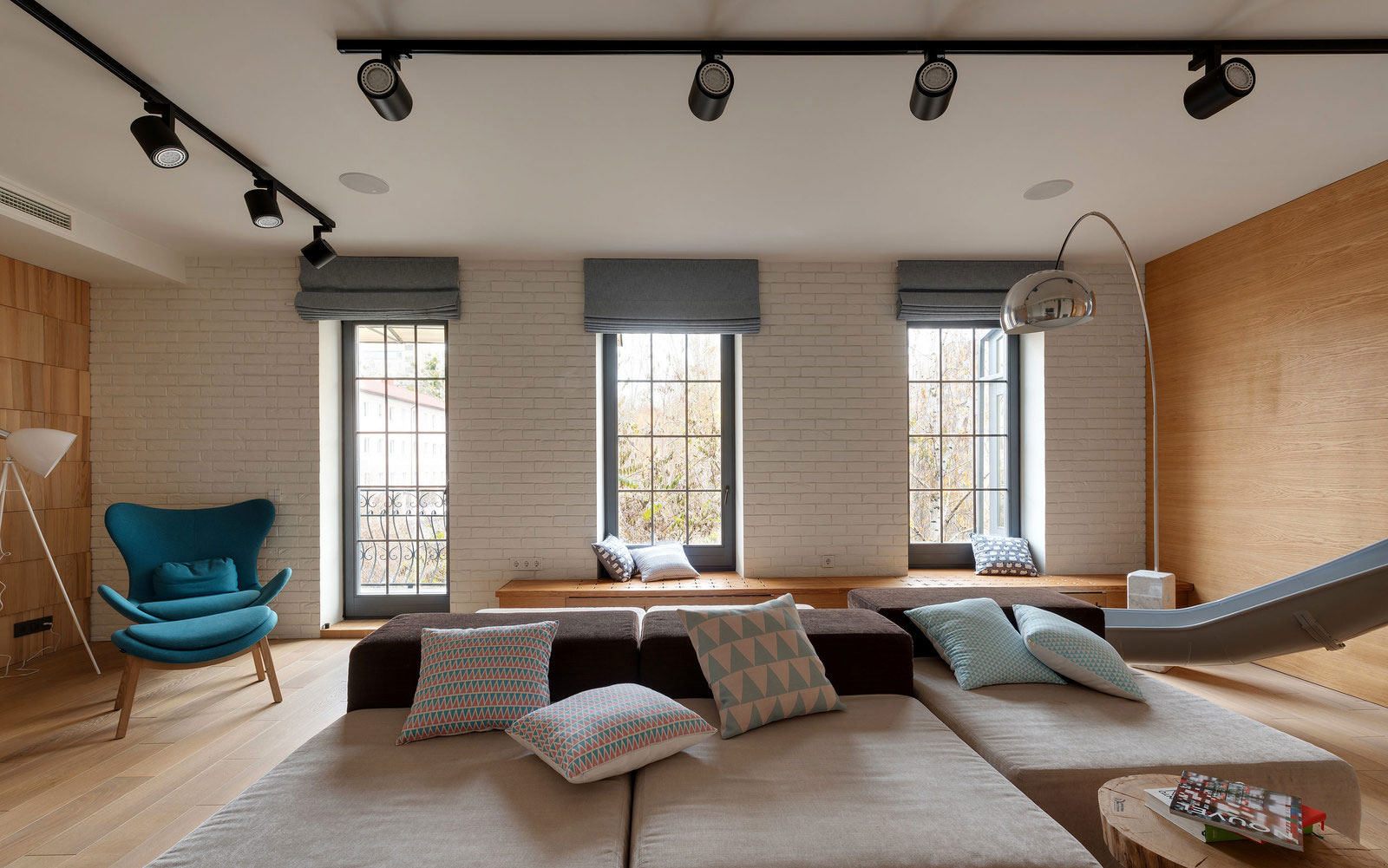A Stylish and Modern Duplex Apartment with a Slide in Kharkov, Ukraine by KI Design (2)