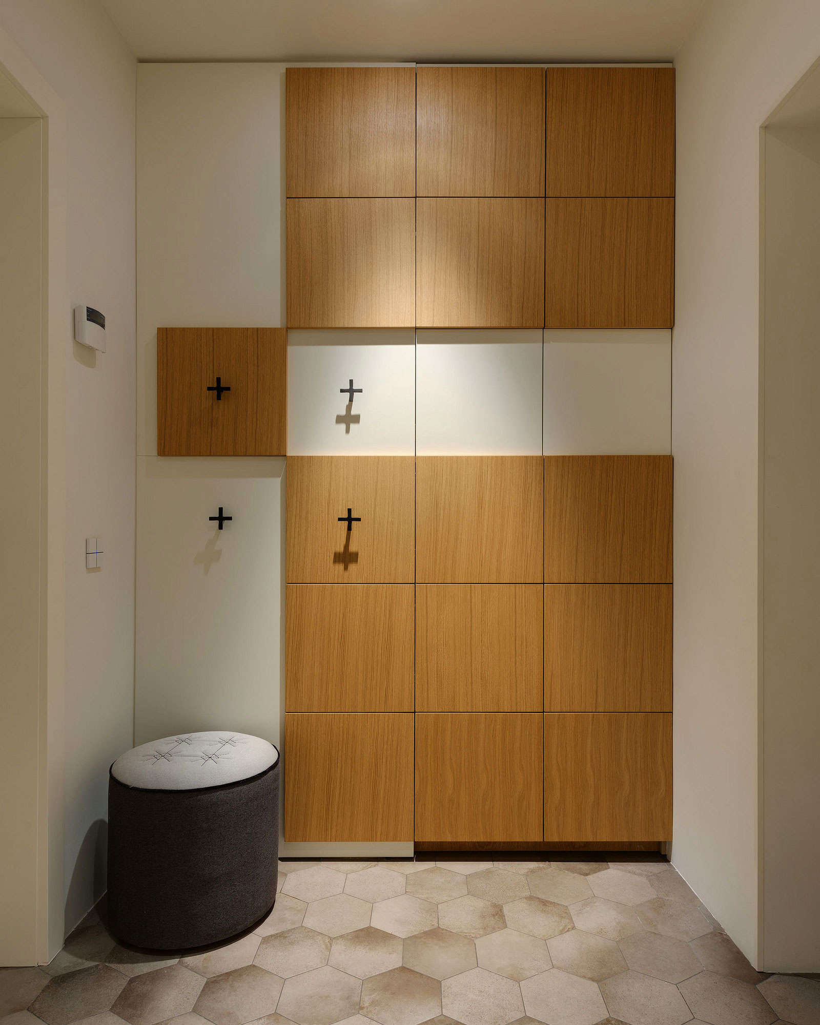 A Stylish and Modern Duplex Apartment with a Slide in Kharkov, Ukraine by KI Design (23)