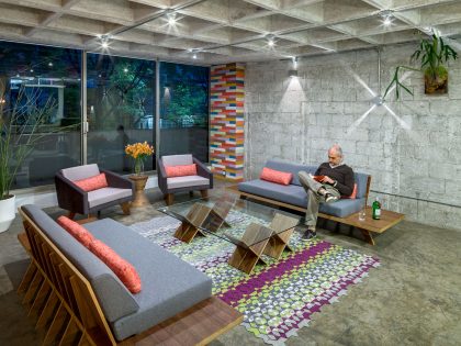 A Traditional Apartment Turned into a Colorful and Functional Studio in Polanco by Arquitectura en Movimiento Workshop (2)