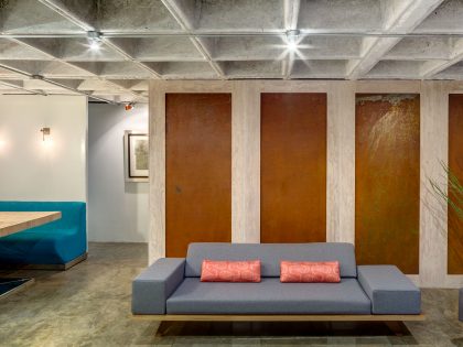 A Traditional Apartment Turned into a Colorful and Functional Studio in Polanco by Arquitectura en Movimiento Workshop (4)