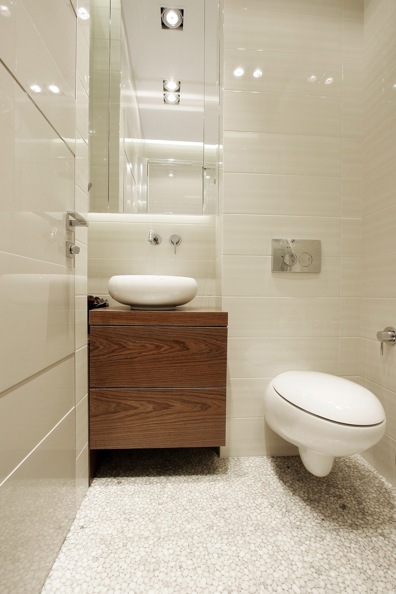 A Trendy Modern Apartment Full of Light in Dnipropetrovsk Oblast, Ukraine by Azovskiy & Pahomova architects (14)