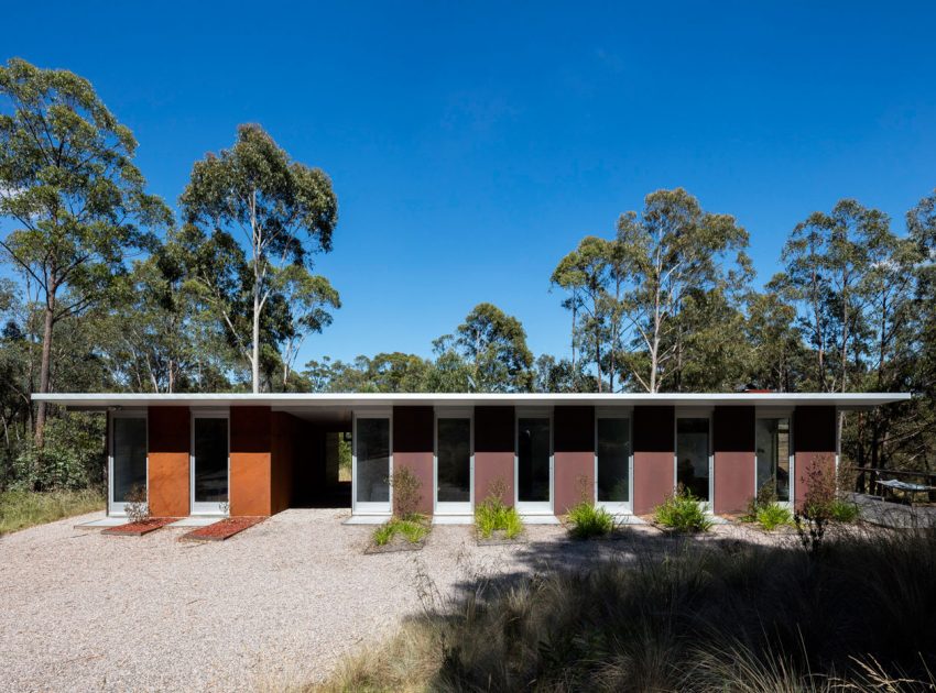 An Elegant Contemporary Mountain Home for Two Avid Climbers in New South Wales by Urban Possible (6)