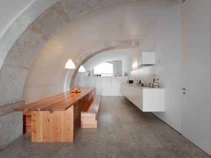 An 18th-Century Townhouse Transformed into a Charming Home in Lisbon, Portugal by Aires Mateus (22)