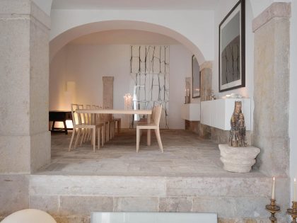 An 18th-Century Townhouse Transformed into a Charming Home in Lisbon, Portugal by Aires Mateus (24)