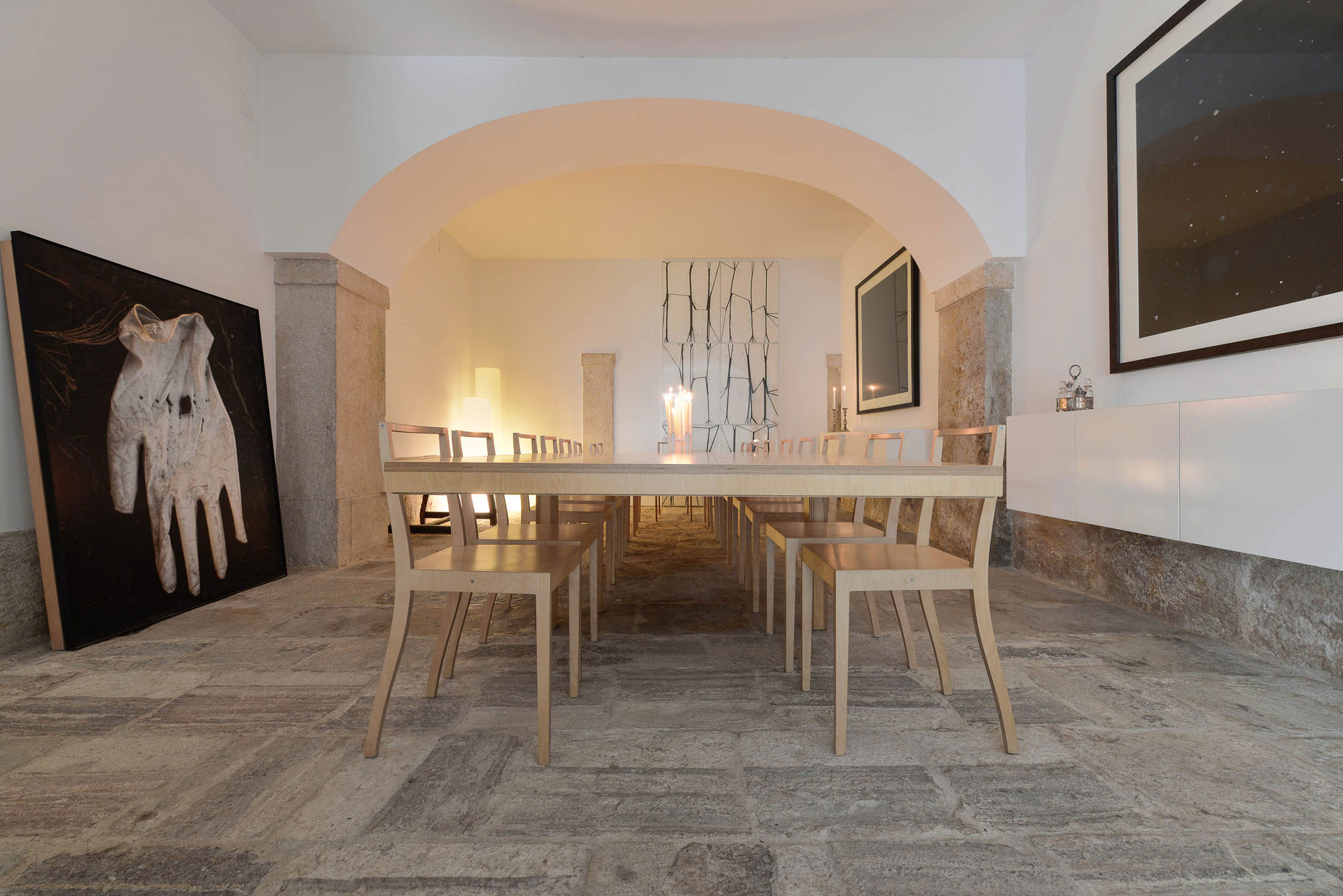 An 18th-Century Townhouse Transformed into a Charming Home in Lisbon, Portugal by Aires Mateus (25)