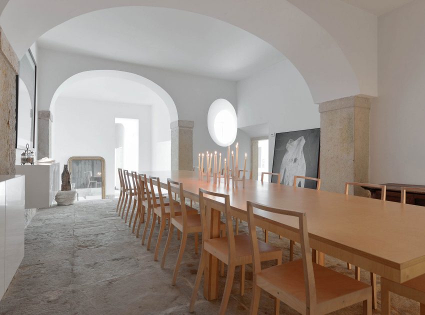 An 18th-Century Townhouse Transformed into a Charming Home in Lisbon, Portugal by Aires Mateus (27)