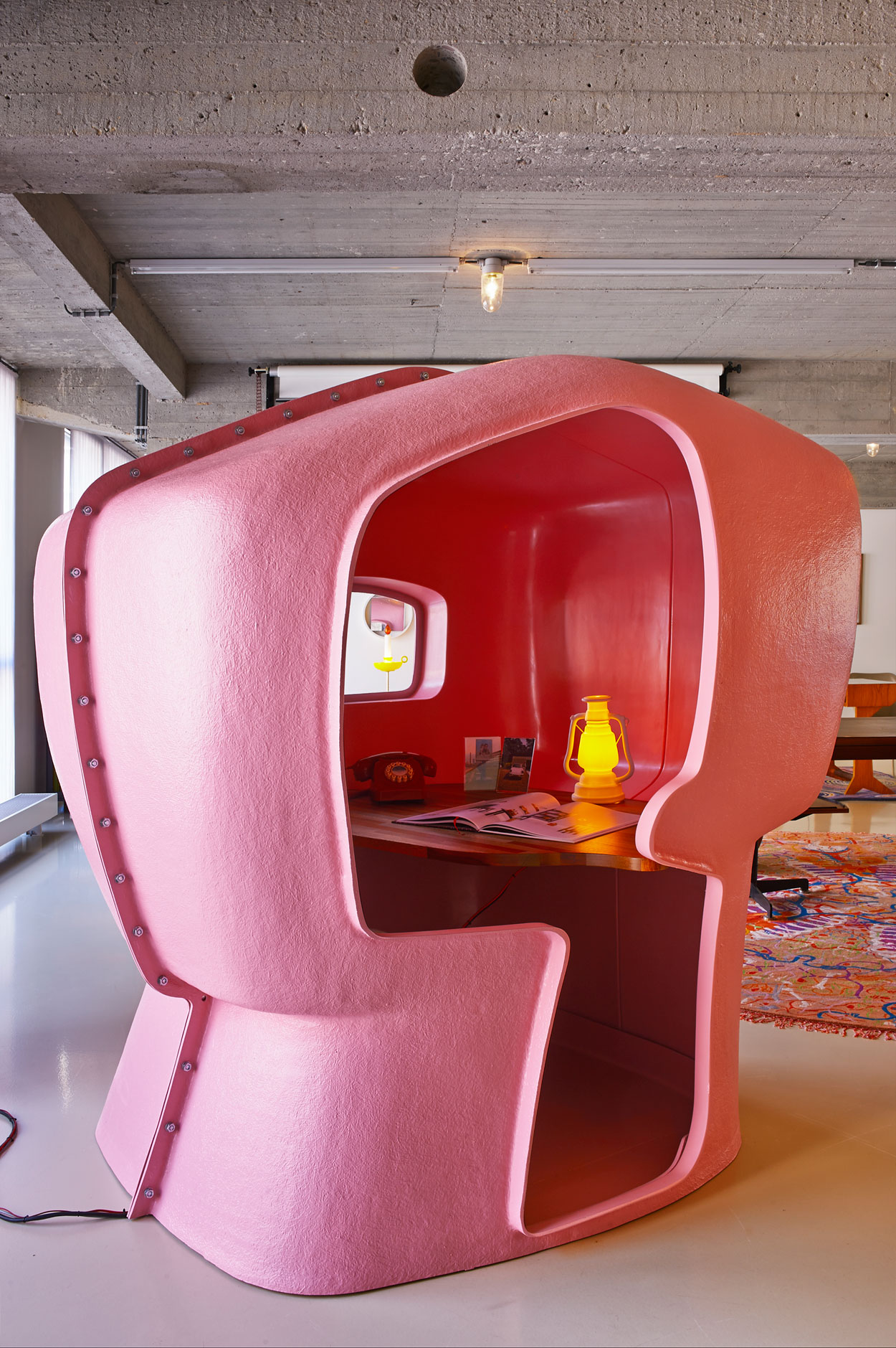 An Eclectic and Lively Contemporary Home in Antwerp, Belgium by Studio Job (21)