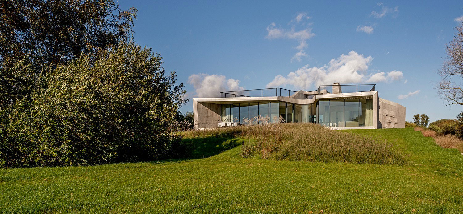 An Eco-Friendly and Digitally Controlled Home with Stunning Views in North Holland by UN Studio (3)