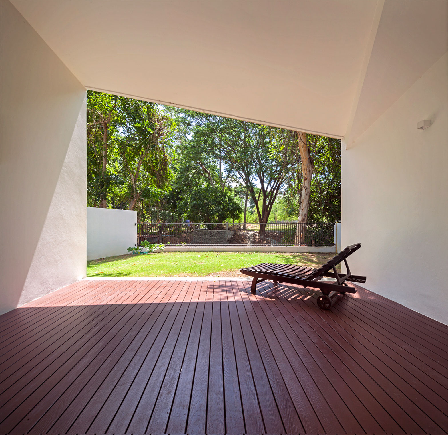 An Elegant Contemporary Home with Beautiful Cafe and Music Room in Chiang Mai, Thailand by EKAR & Full Scale Studio (10)