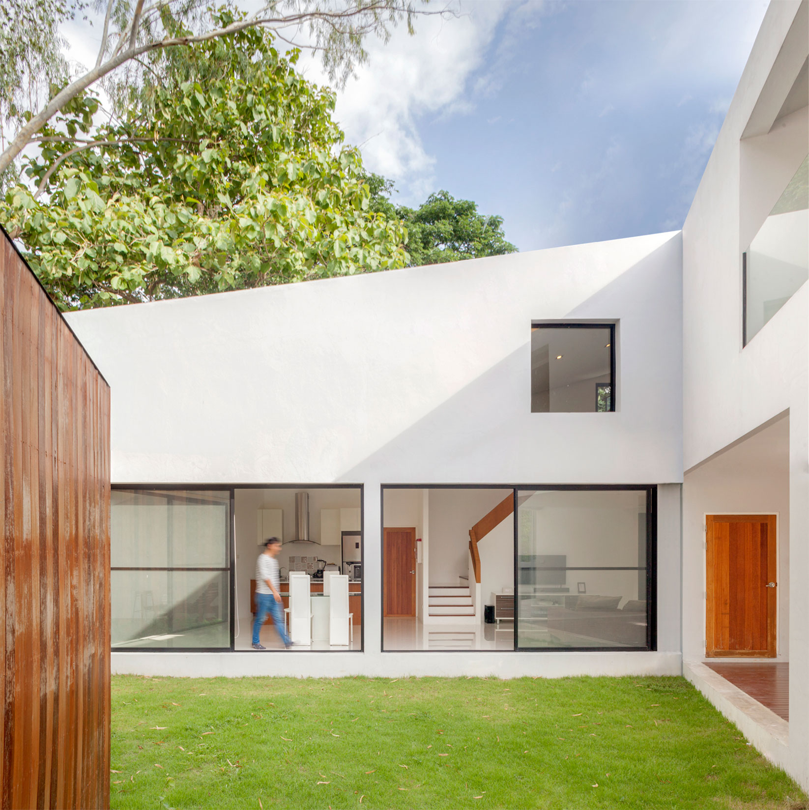 An Elegant Contemporary Home with Beautiful Cafe and Music Room in Chiang Mai, Thailand by EKAR & Full Scale Studio (11)