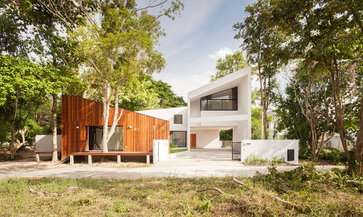 An Elegant Contemporary Home with Beautiful Cafe and Music Room in Chiang Mai, Thailand by EKAR & Full Scale Studio (4)