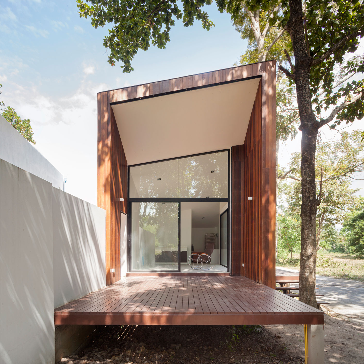 An Elegant Contemporary Home with Beautiful Cafe and Music Room in Chiang Mai, Thailand by EKAR & Full Scale Studio (8)