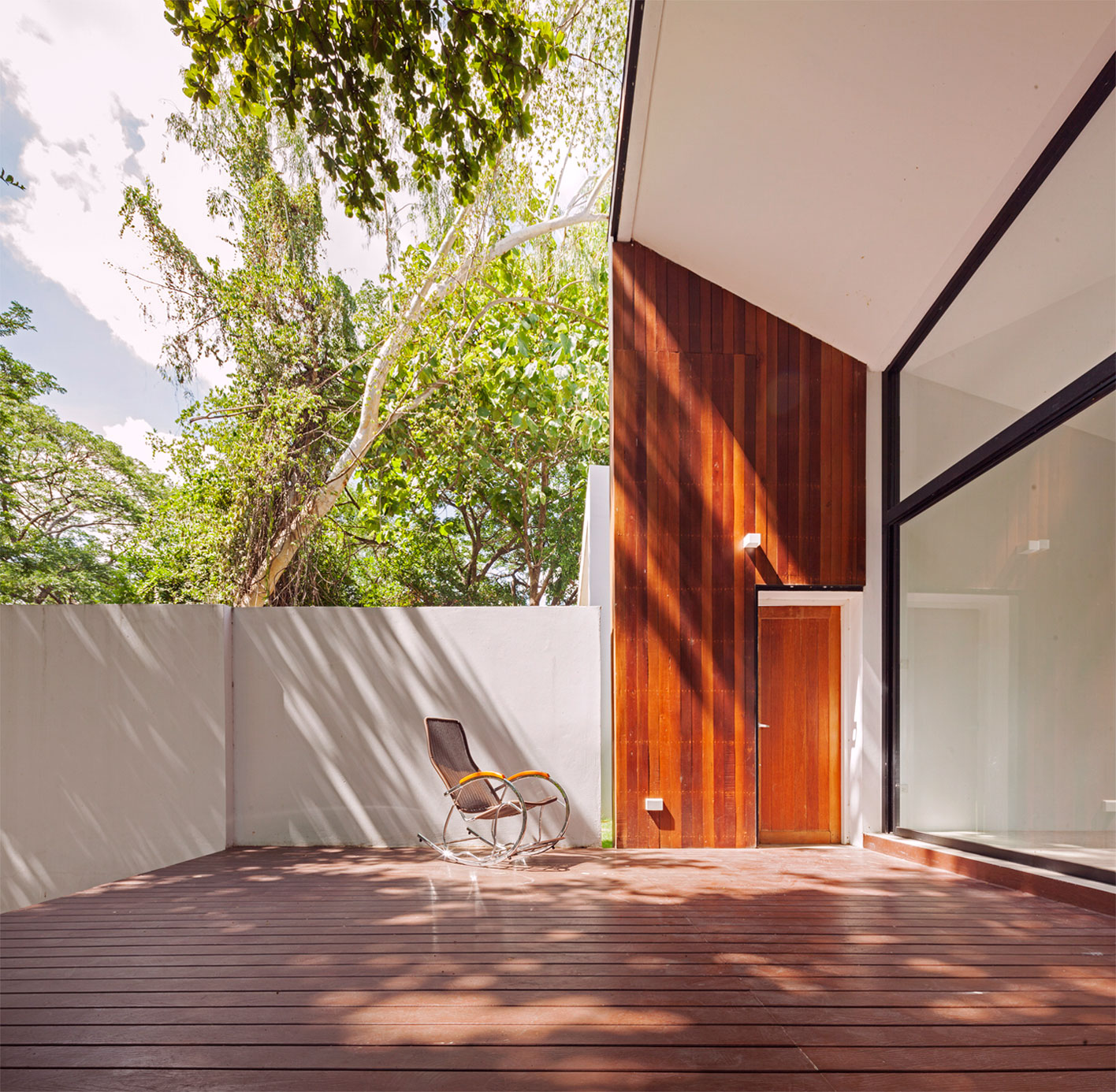 An Elegant Contemporary Home with Beautiful Cafe and Music Room in Chiang Mai, Thailand by EKAR & Full Scale Studio (9)