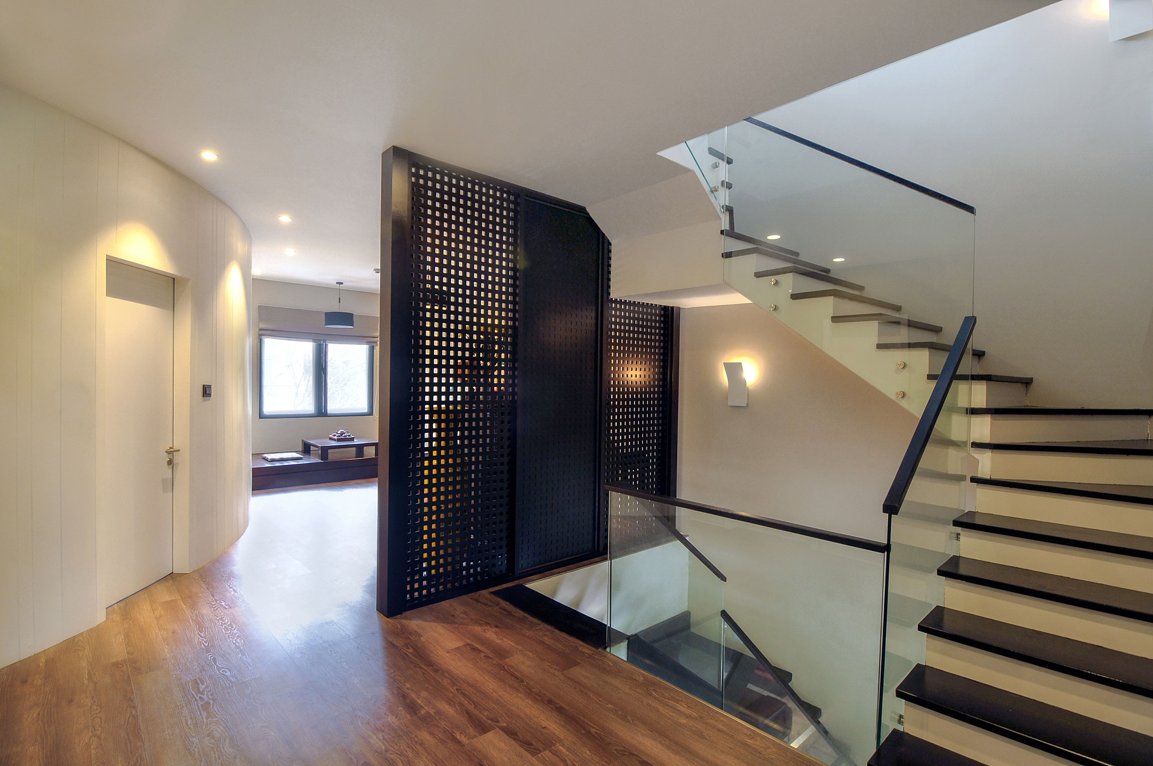 An Elegant Home Combines Classic Exterior and Contemporary Interior in Ha Noi, Vietnam by ABS Corporation (8)