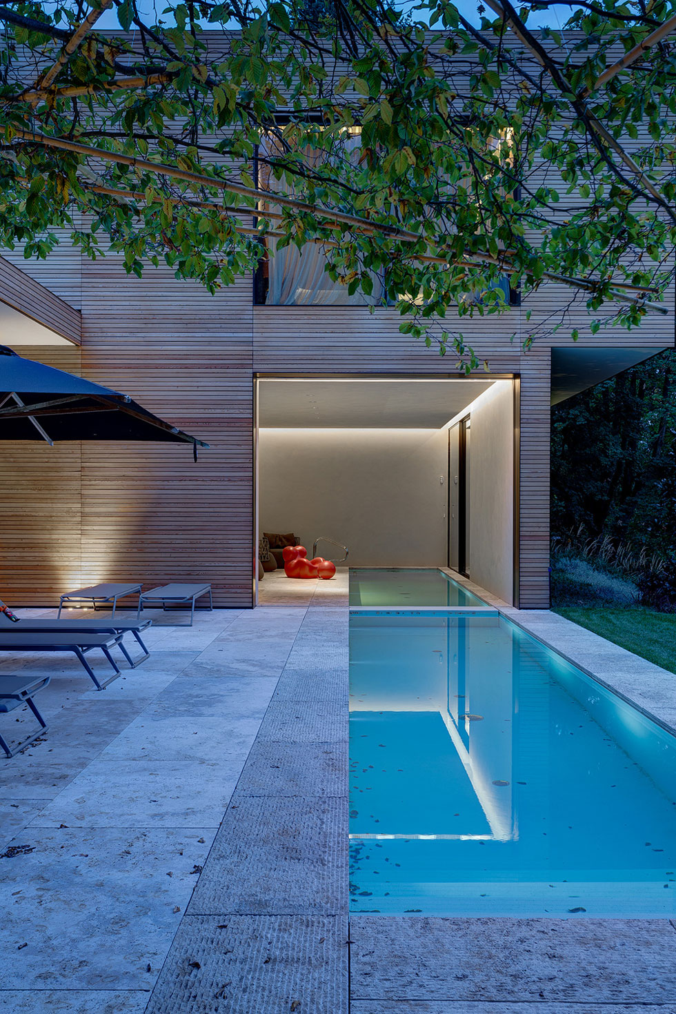 An Elegant and Comfortable Family Home with Private Pool in Milan, Italy by Marco Carini Interior Designer (21)