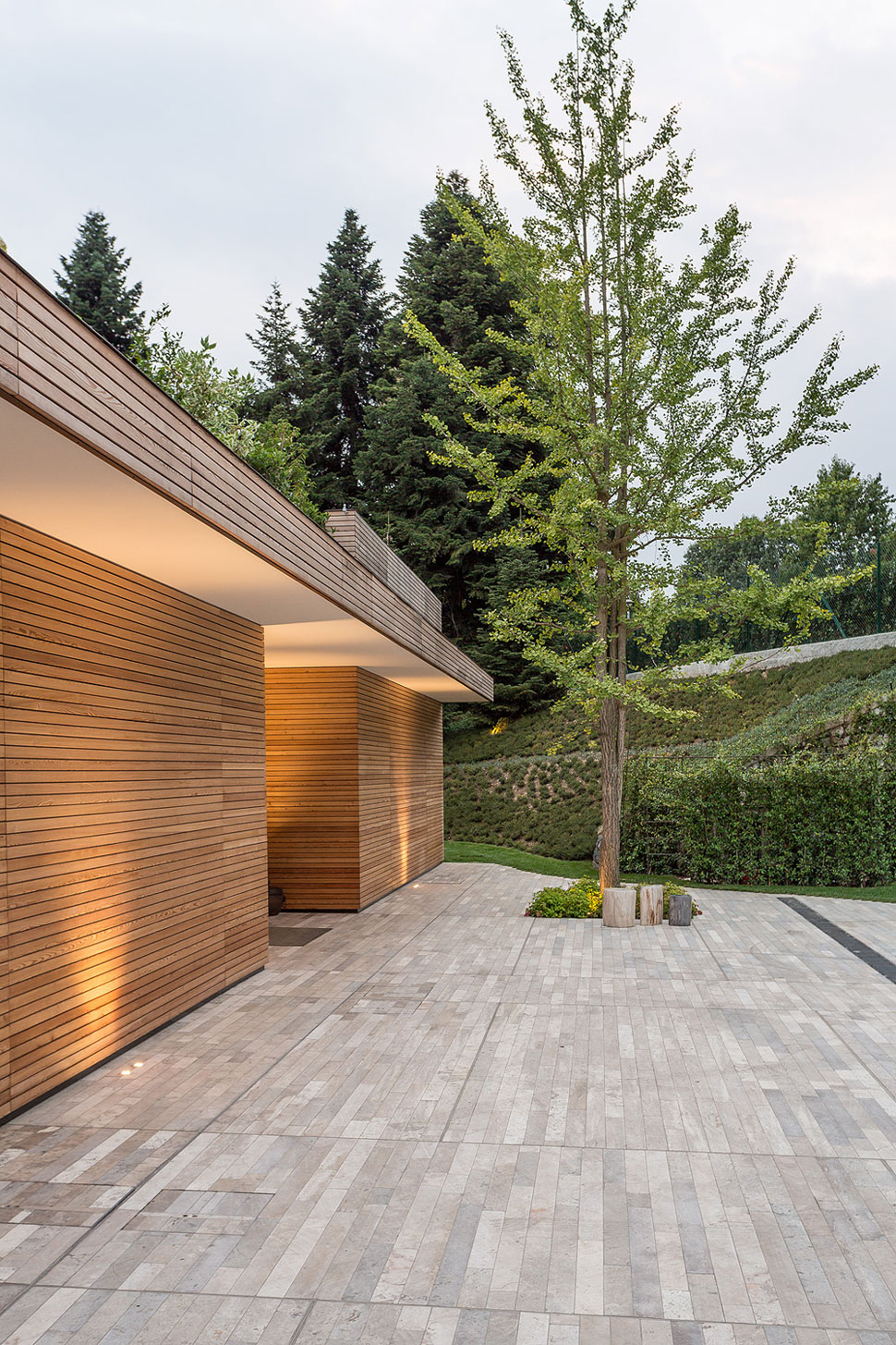 An Elegant and Comfortable Family Home with Private Pool in Milan, Italy by Marco Carini Interior Designer (9)