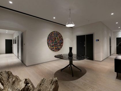 An Elegant and Luxurious Contemporary Apartment Brimming with Art in Kiev by Minotti London & Red Button Development (2)