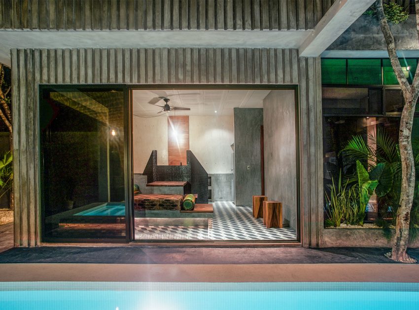 An Exquisite Modern House Full of Character and Bold Accents in Tulum, Mexico by Studio Arquitectos (10)