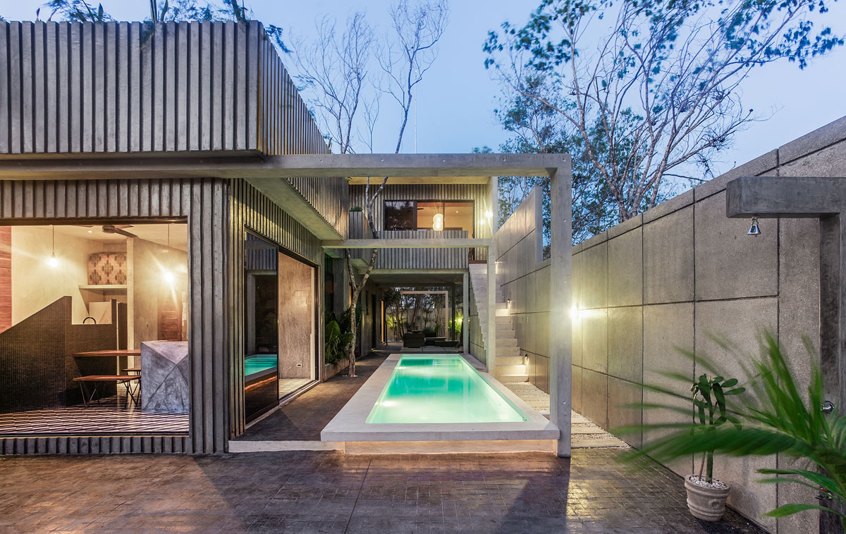 A Colorful and Vibrant House Full of Character and Bold Accents in Tulum, Mexico by Studio Arquitectos (11)