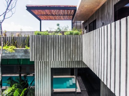 A Colorful and Vibrant House Full of Character and Bold Accents in Tulum, Mexico by Studio Arquitectos (2)