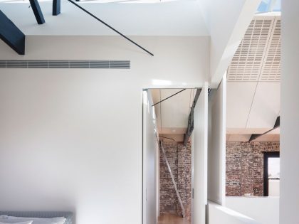 An Industrial Warehouse Converted into Light-Filled Home in Fitzroy, Victoria by Andrew Simpson Architects (15)