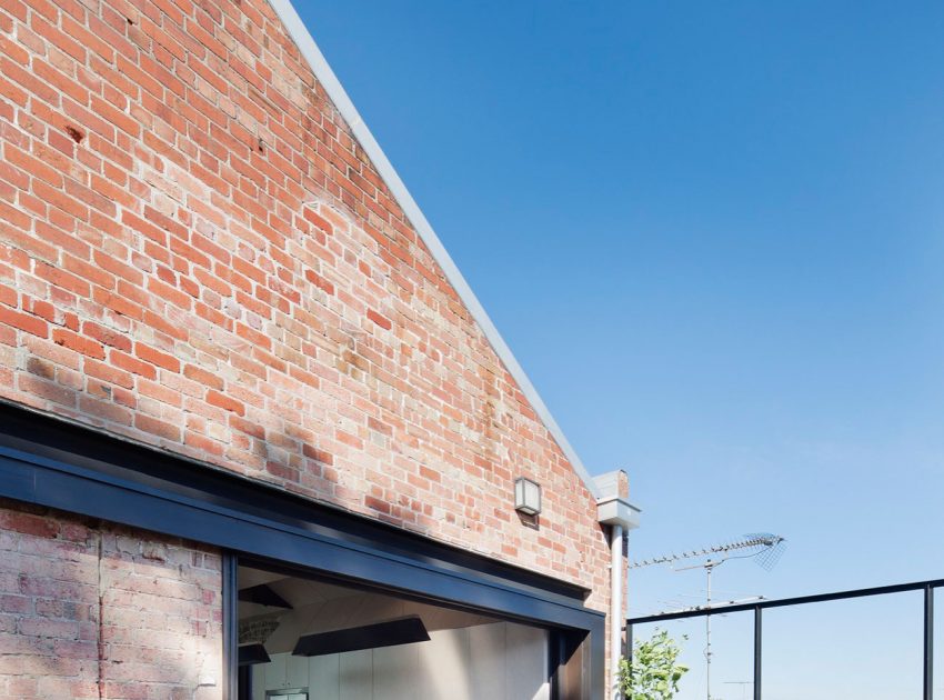 An Industrial Warehouse Converted into Light-Filled Home in Fitzroy, Victoria by Andrew Simpson Architects (2)