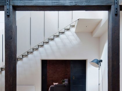 An Industrial Warehouse Converted into Light-Filled Home in Fitzroy, Victoria by Andrew Simpson Architects (6)
