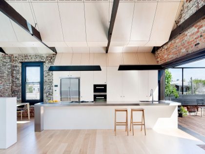 An Industrial Warehouse Converted into Light-Filled Home in Fitzroy, Victoria by Andrew Simpson Architects (9)