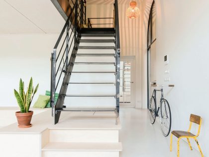 An Old School Building Converted into Swanky Contemporary Apartment in Amsterdam by Standard Studio & CASA architecten (10)