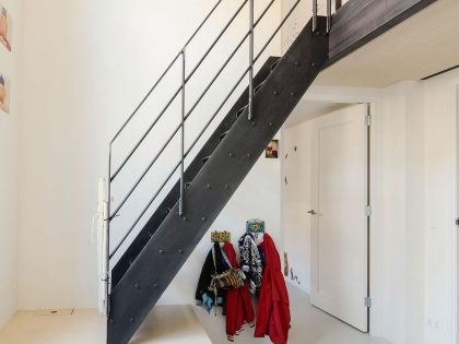 An Old School Building Converted into Swanky Contemporary Apartment in Amsterdam by Standard Studio & CASA architecten (11)