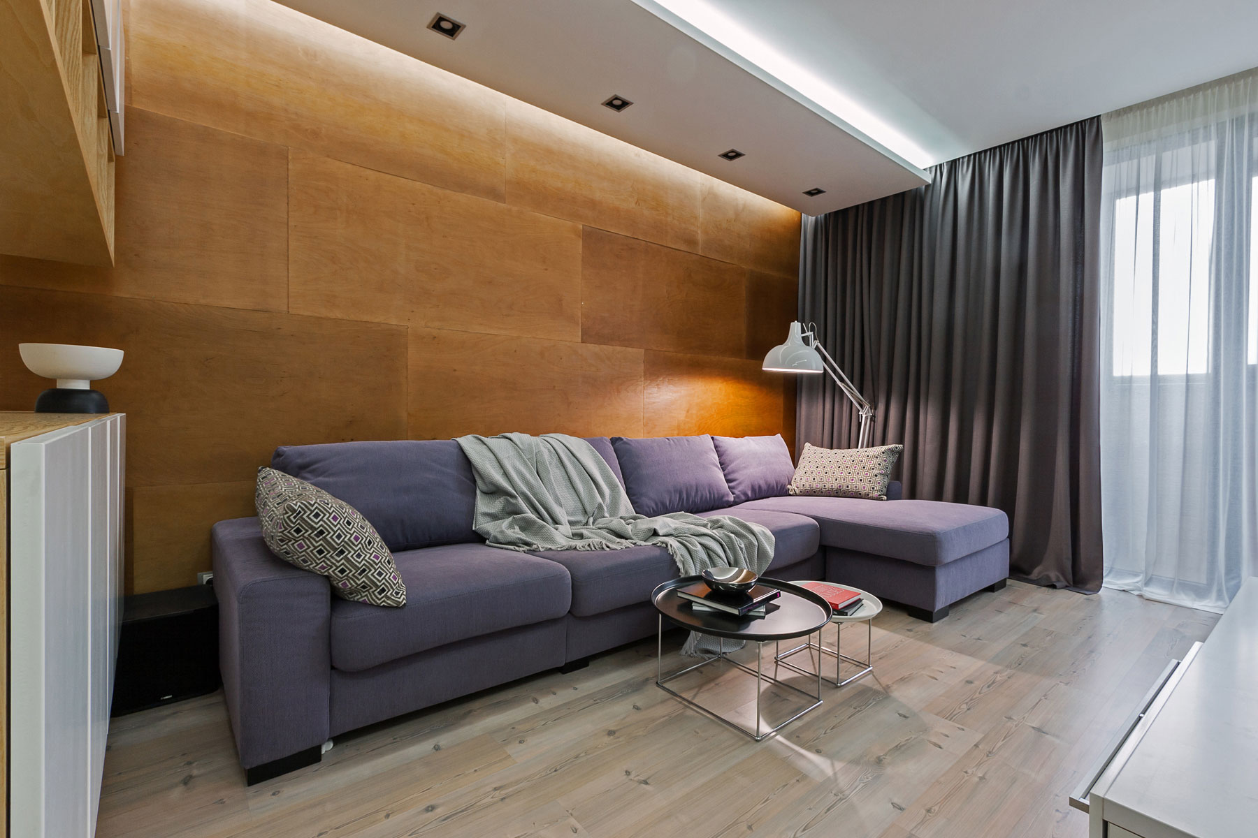 A Cozy Open-Plan Apartment with Eco-Style Elements in Zaporizhia, Ukraine by Eugene Meshcheruk (4)