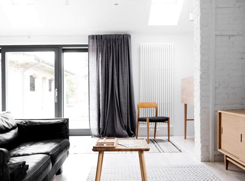 A 100-Year Old House Remodeled Into a Bright Contemporary Home in Poland by Loft Szczecin (4)