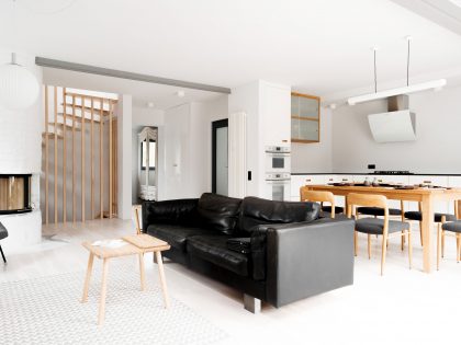A 100-Year Old House Remodeled Into a Bright Contemporary Home in Poland by Loft Szczecin (5)