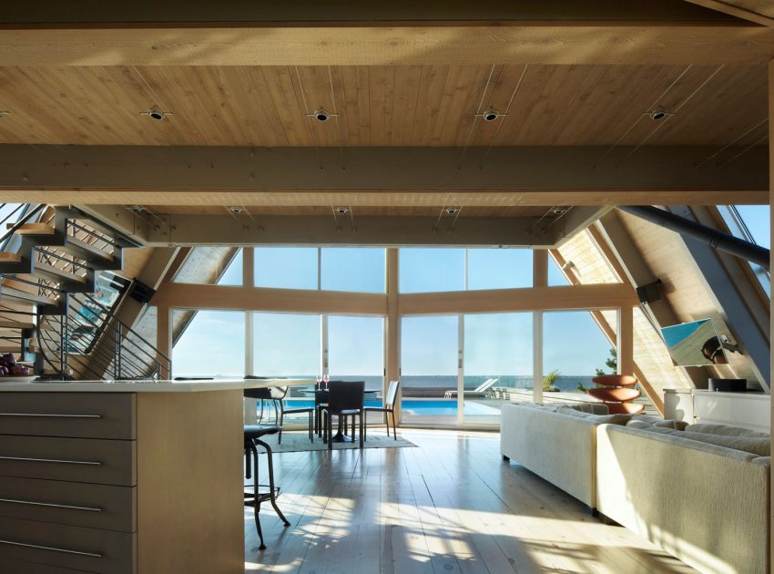 A 1960s Beach Home Turned into Spectacular Modern House on Fire Island by Bromley Caldari Architects (11)