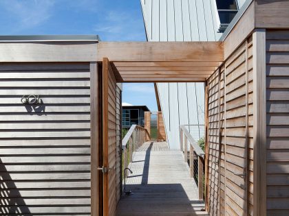 A 1960s Beach Home Turned into Spectacular Modern House on Fire Island by Bromley Caldari Architects (8)