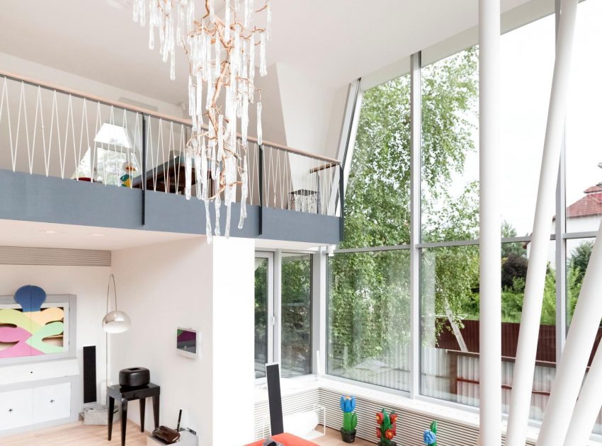 A Bright Modern Home with Stunning Staircase and Open Plan in Moscow by 4a Architekten (41)