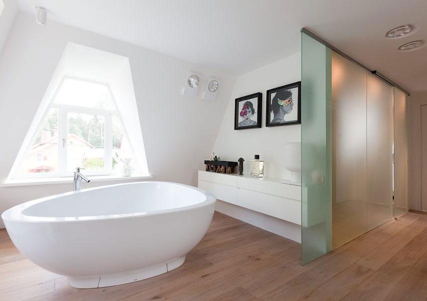 A Bright Modern Home with Stunning Staircase and Open Plan in Moscow by 4a Architekten (62)