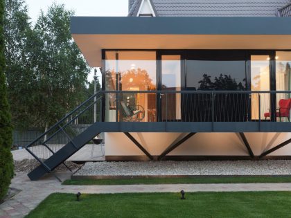 A Bright Modern Home with Stunning Staircase and Open Plan in Moscow by 4a Architekten (76)