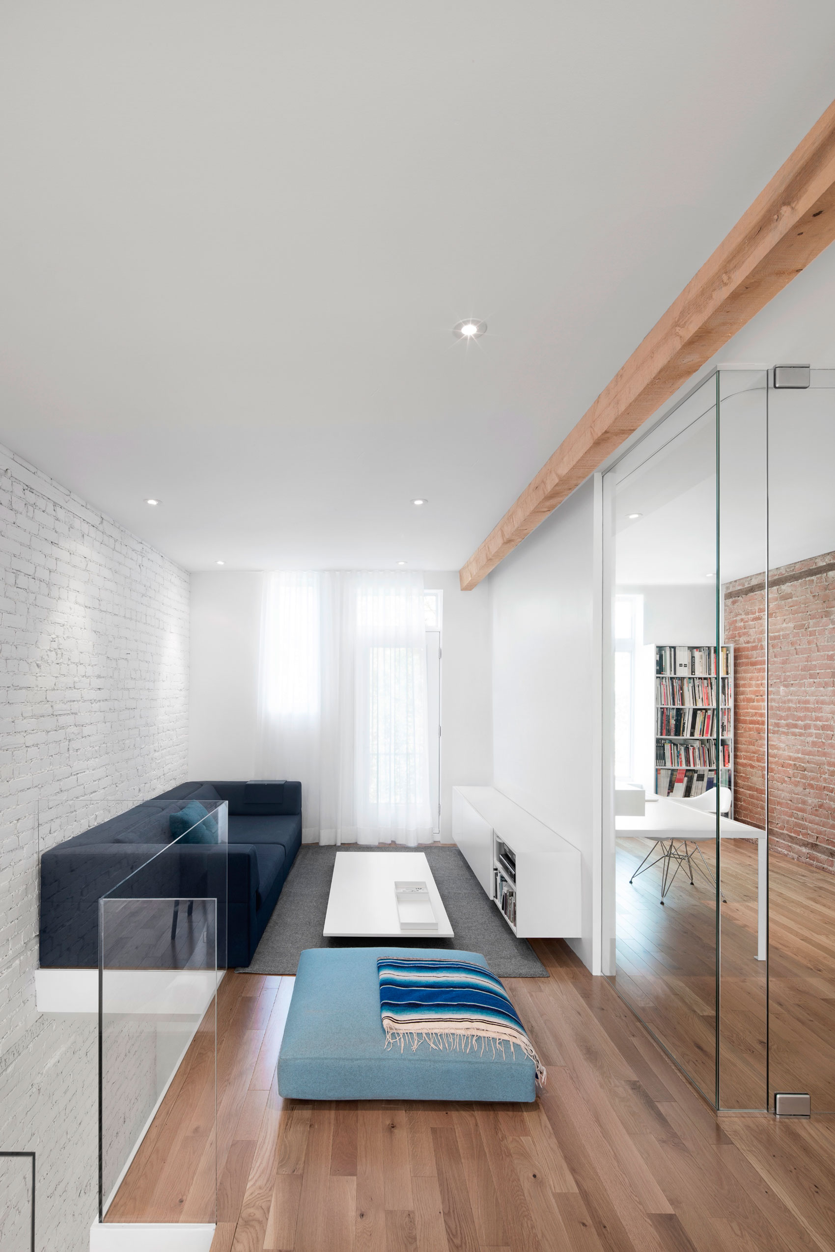 A 19th Triplex Transformed Into an Open, Light-Filled Loft Apartment in Montreal by Anne Sophie Goneau (1)