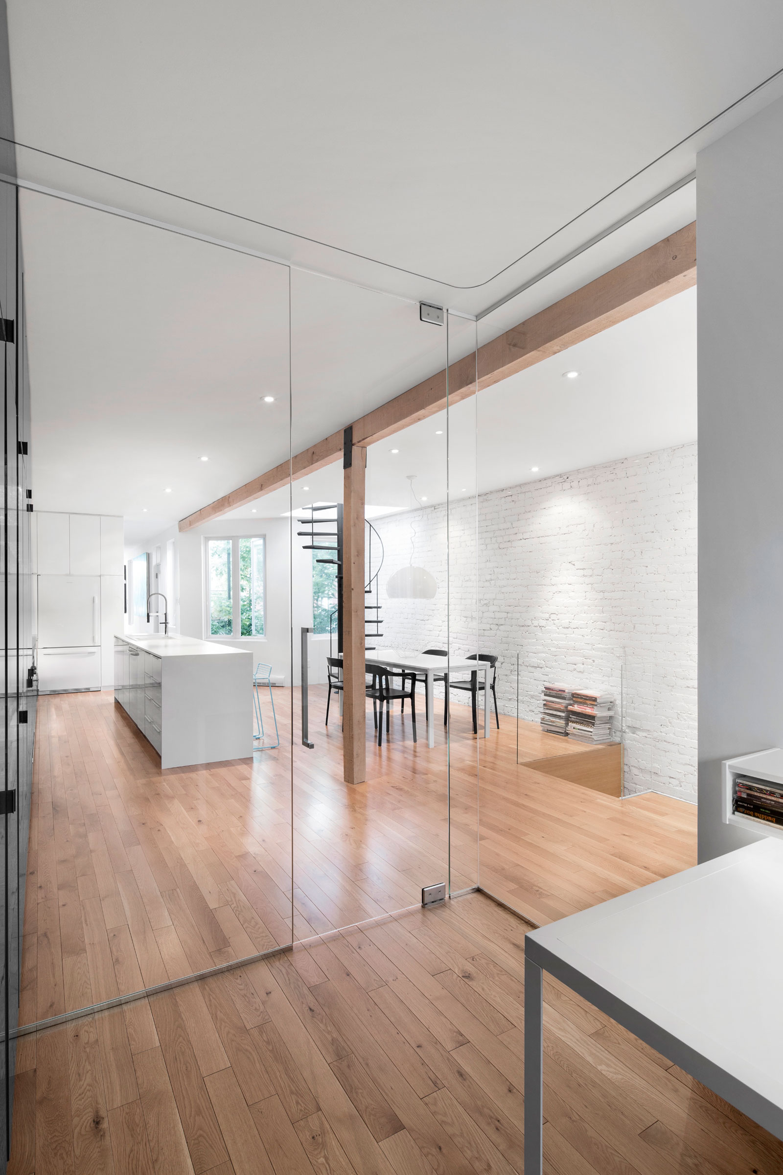 A 19th Triplex Transformed Into an Open, Light-Filled Loft Apartment in Montreal by Anne Sophie Goneau (17)