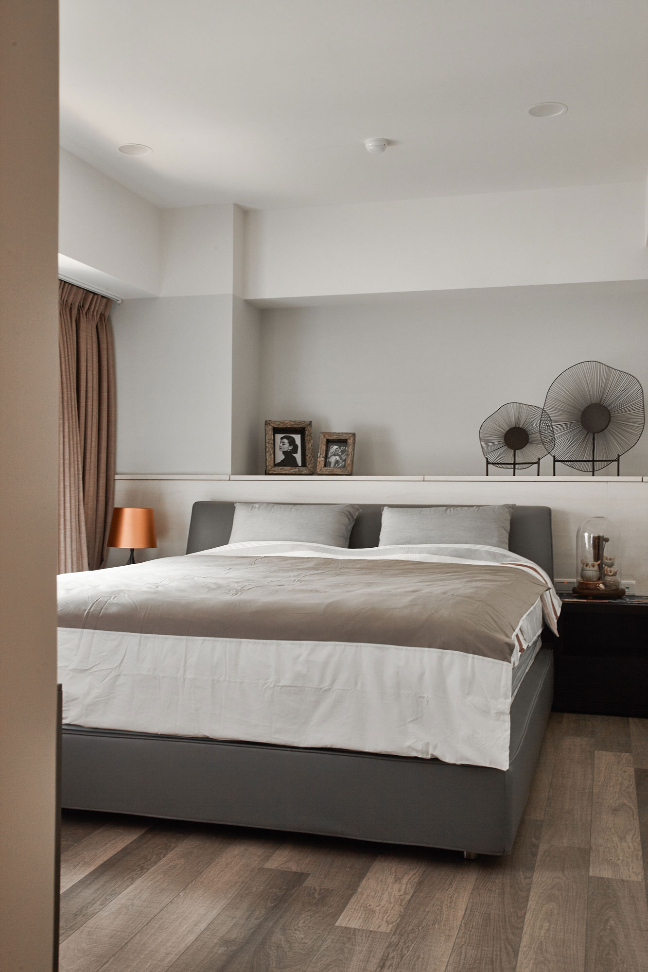 A 30-Year-Old Apartment Turned into a Bright Modern House in Taipei City by Alfonso Ideas (11)