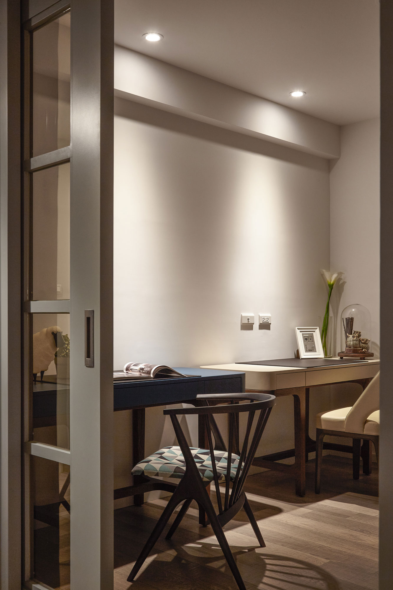 A 30-Year-Old Apartment Turned into a Bright Modern House in Taipei City by Alfonso Ideas (16)