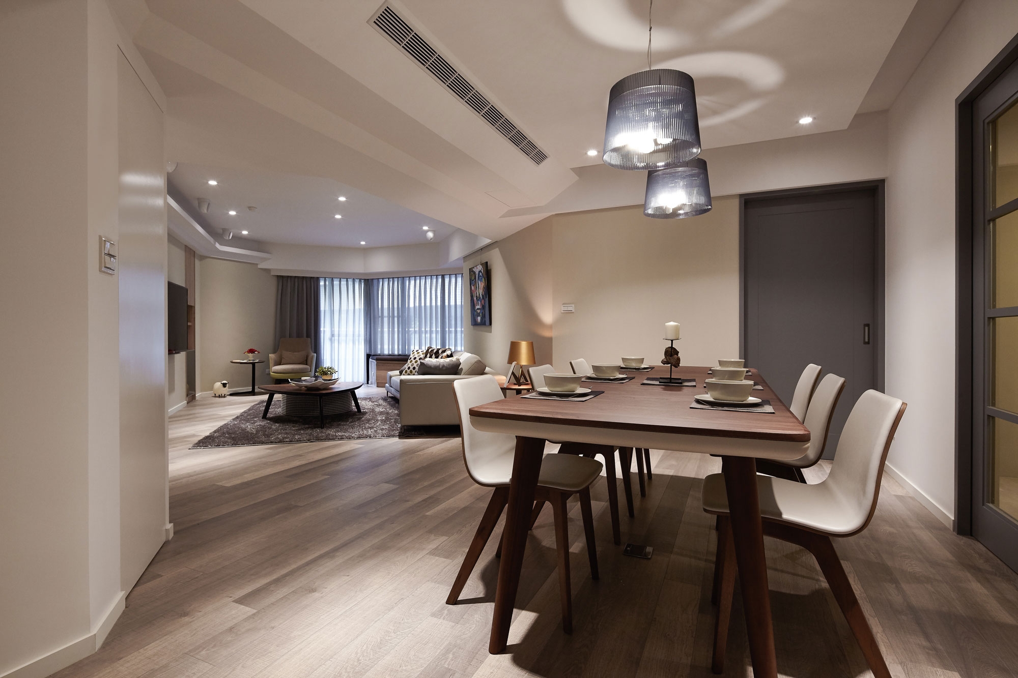 A 30-Year-Old Apartment Turned into a Bright Modern House in Taipei City by Alfonso Ideas (8)